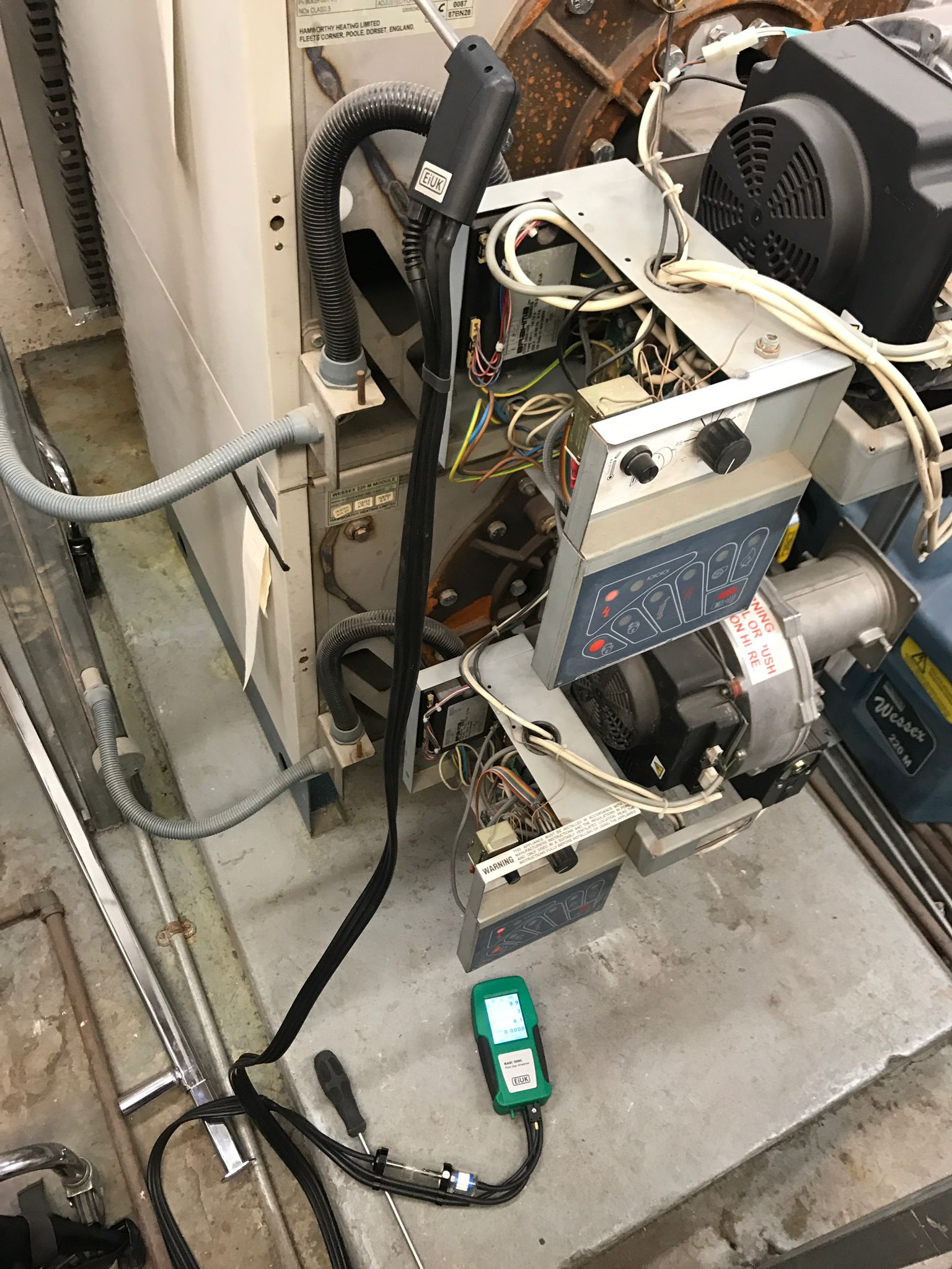 gas safe registered engineer near me Thamesmead, SE28